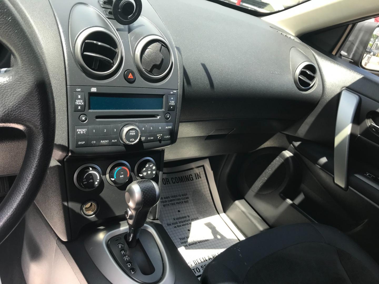 2010 Red /Gray Nissan Rogue S (JN8AS5MV0AW) with an 2.5 V4 engine, Automatic transmission, located at 577 Chester Pike, Prospect Park, PA, 19076, (610) 237-1015, 39.886154, -75.302338 - 2010 Nissan Rogue S: Only 124k miles, AWD, new PA inspection, great on gas, runs LIKE NEW! This vehicle comes inspected and has been given a bumper to bumper safety check. It is very clean, reliable, and well maintained. We offer a unique pay plan that is known for being the easiest and fastest f - Photo#12